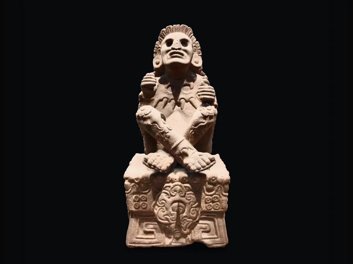 The seated statue of Xochipilli
